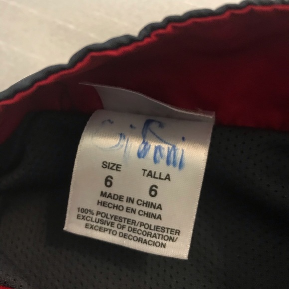 ✅ADIDAS Jacket (kids) size 6✅ - Picture 6 of 6